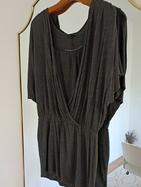 Draped Fronr Tunic Top in Charcoal